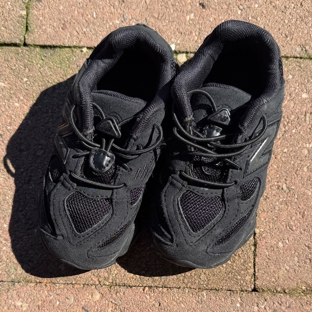 New Balance Black Youth Athletic Sneakers